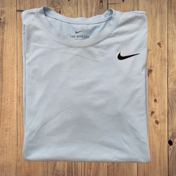 Nike Other - Nike adult small light blue dry-fit